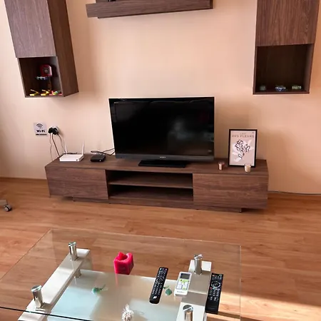 Nice, Spacious And Cozy Sofia